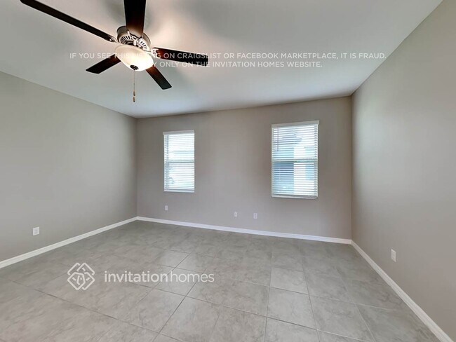 Foto del edificio - 9647 Flourish Dr