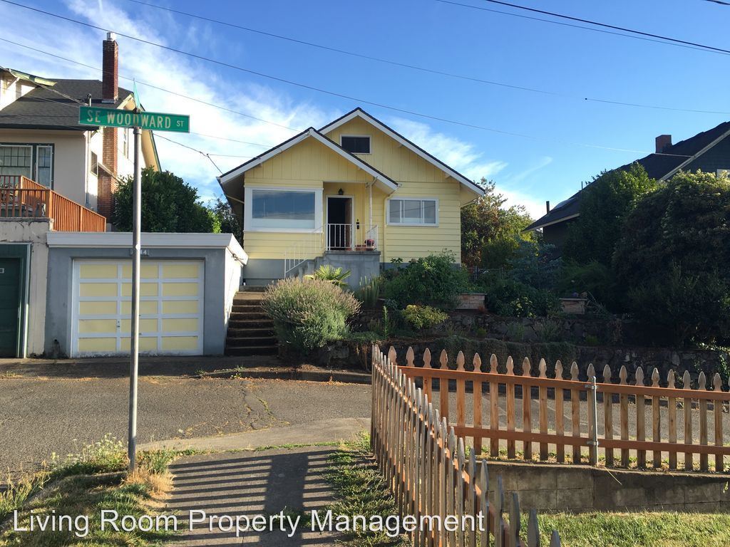 Foto principal - 4744 SE Woodward St