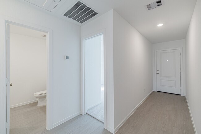 Foto del edificio - 26718 Willow Ln