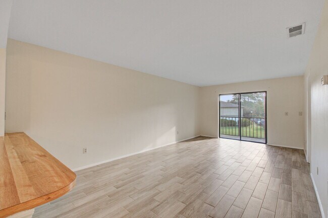 Foto del edificio - 2186 Bees Ferry Rd