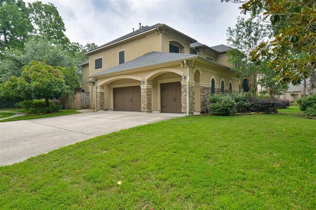Building Photo - 13703 Greenwood Ln S