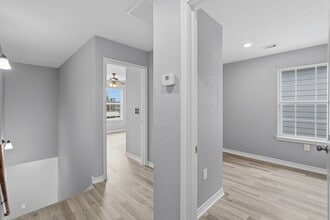 Building Photo - 16680 E Ivanhoe St