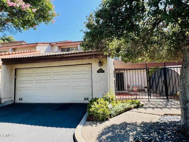 Primary Photo - 1110 Las Riendas Way