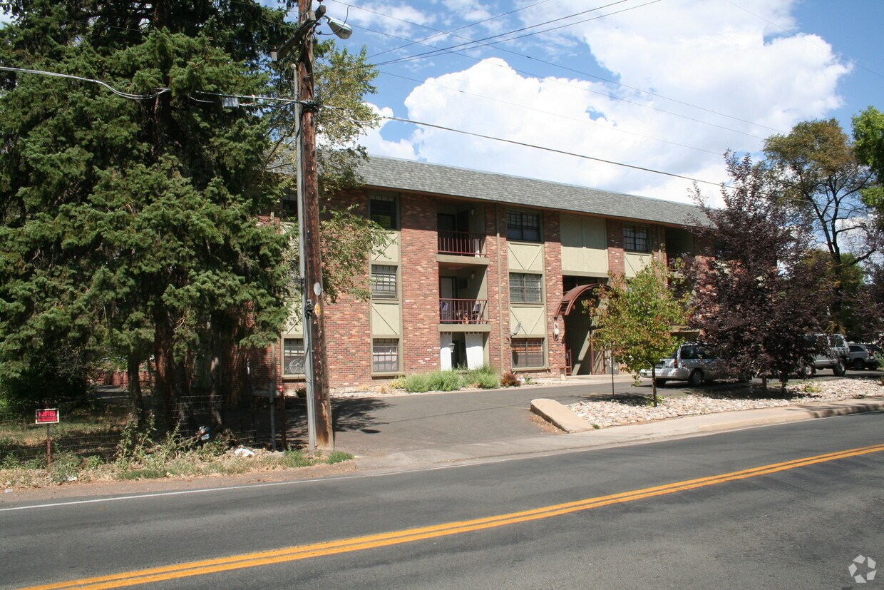 Foto del edificio - 1021 Carr St