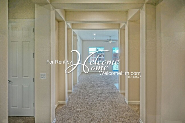 Foto del edificio - 431 Chelmsford Dr
