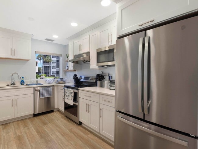 Foto del edificio - 911 Gardenia Dr