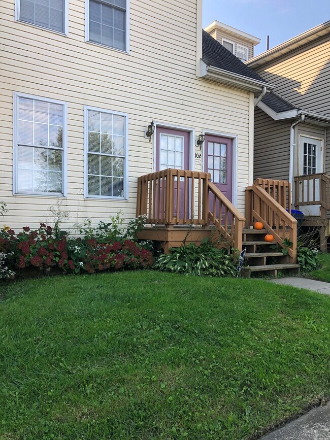 Foto del edificio - 102 Parade St