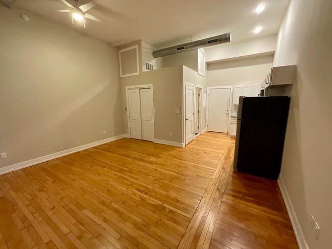 Foto del edificio - 4629 E Thompson St