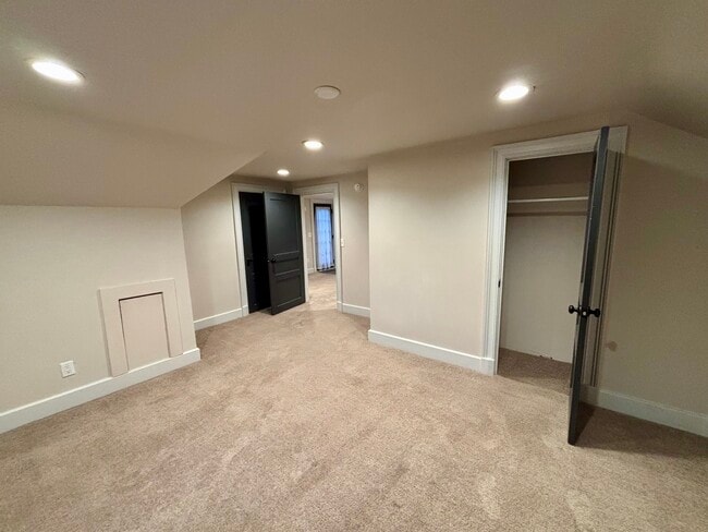 Foto del edificio - 200 1st Ave