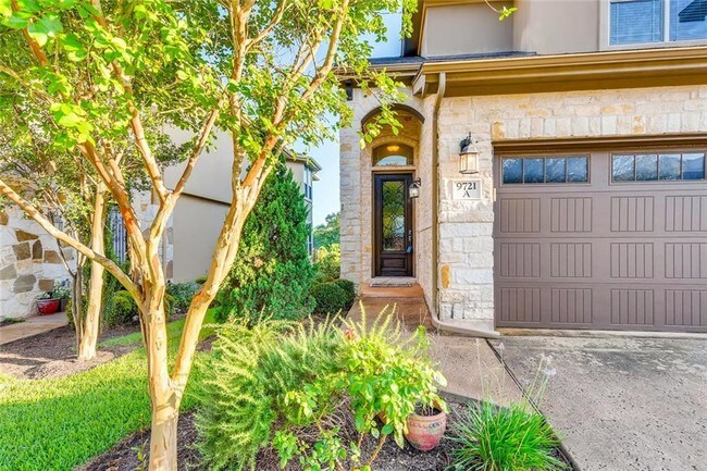 Building Photo - 9721 Solana Vista Loop