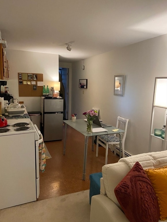 111 Trowbridge St Unit 10, Cambridge, MA 02138 Room for Rent in
