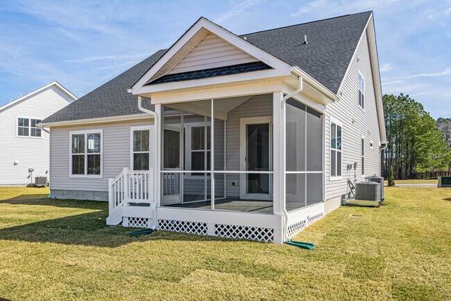 Foto del edificio - 31515 Deep Pond Ln