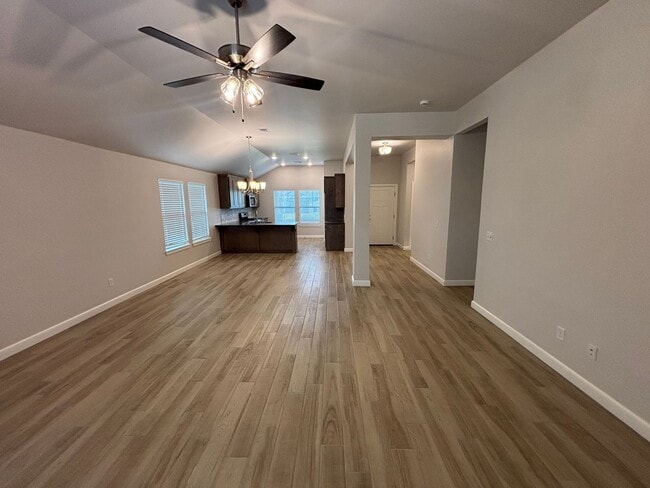 Building Photo - Wonderful 3 Bed 2 Bath Home in Norman