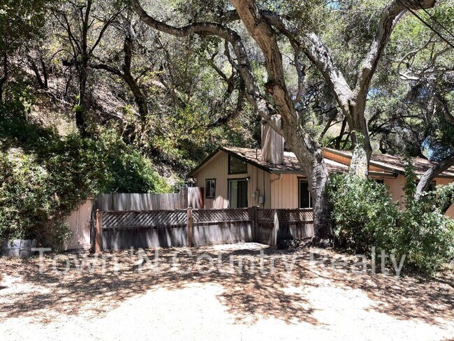 Foto del edificio - Cute 3 Bedroom 2 Bath House in Carmel Valley!