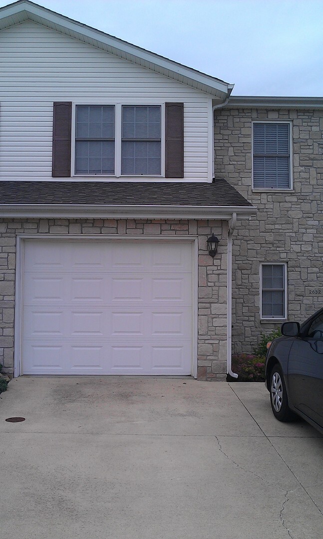Building Photo - 2632 E Oaklawn Ct