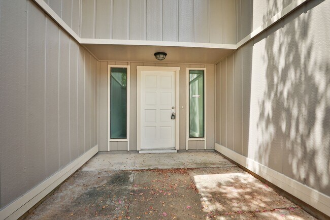 Foto del edificio - 7319 Dew Mist Ln