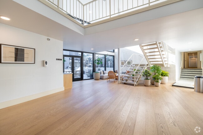 Lobby - Regal Villa Apartments