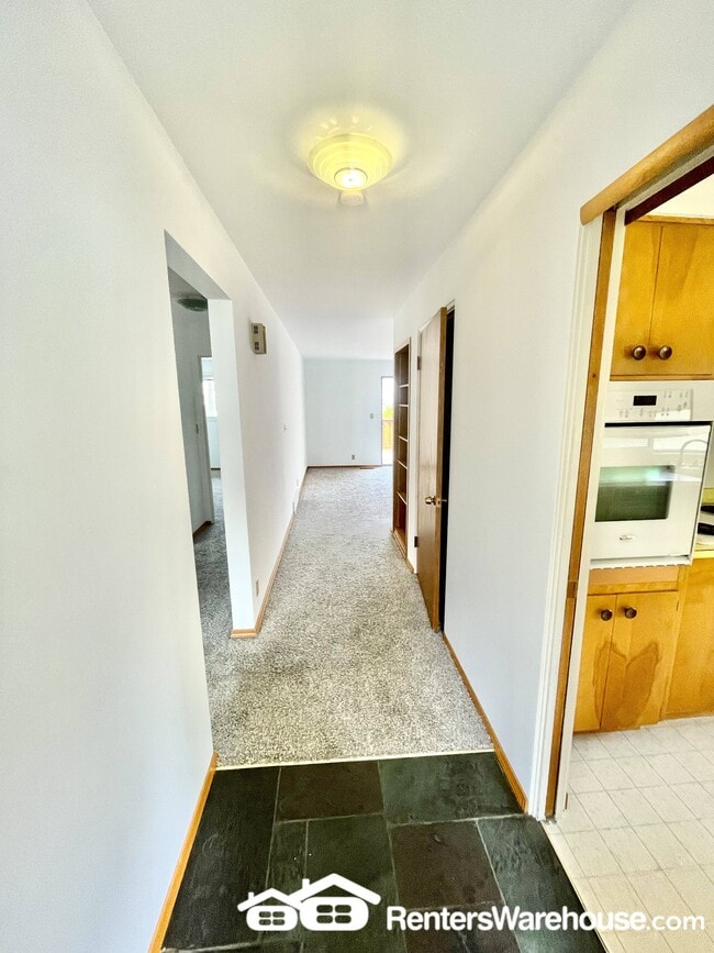 Foto del edificio - 5019 44th Ave NE