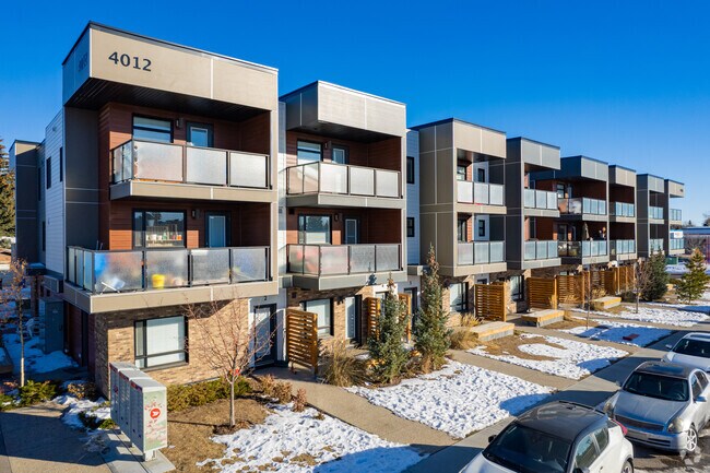 Building Photo - 4012 Worcester Dr SW