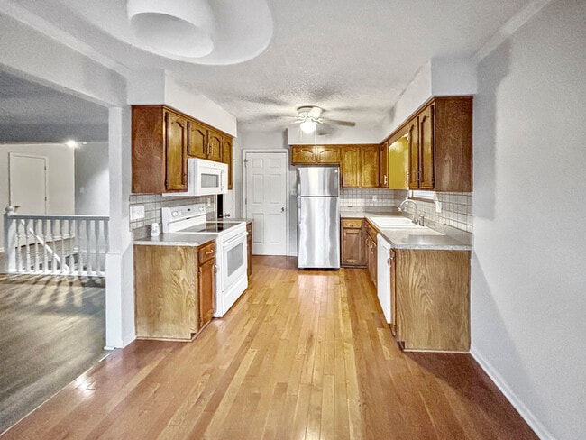 Foto del edificio - 3901 SW 10 St