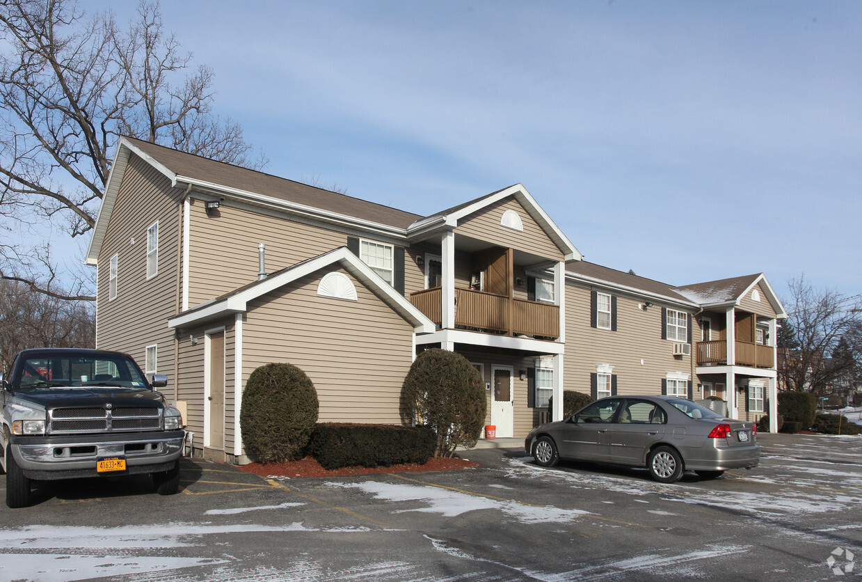 Building Photo - Pleasant Village Apartments