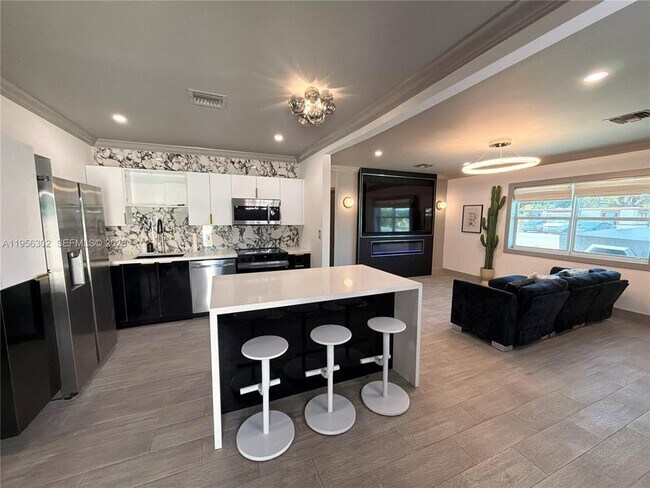 Foto del edificio - 1532 N Andrews Ave