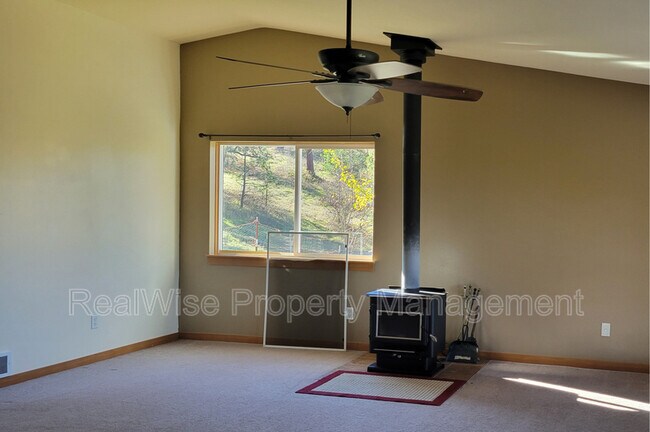 Building Photo - 7552 Torrey Pines Terrace