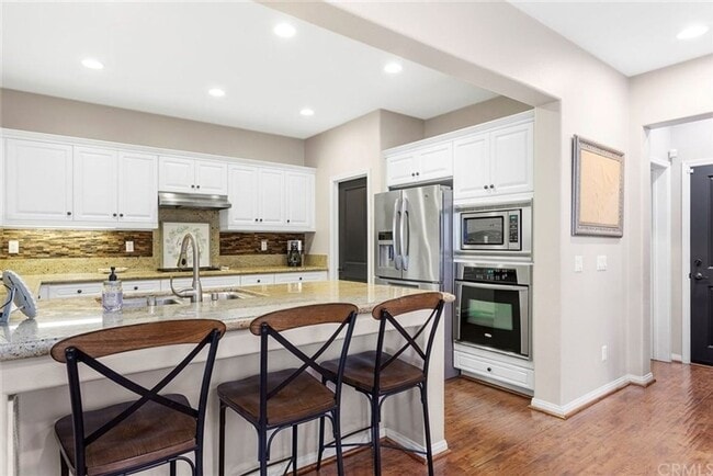 Building Photo - 15826 Elfin Forest Ave