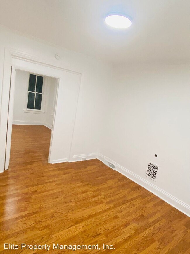 Foto del edificio - 1 br, 1 bath House - 557 Pennsylvania Ave....