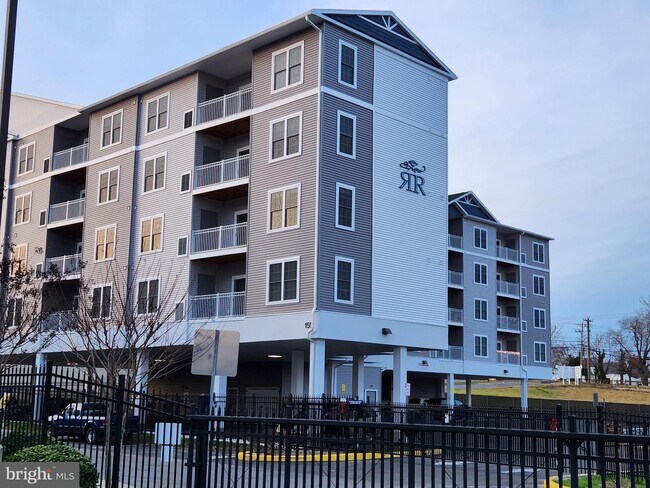 Building Photo - 159 North St