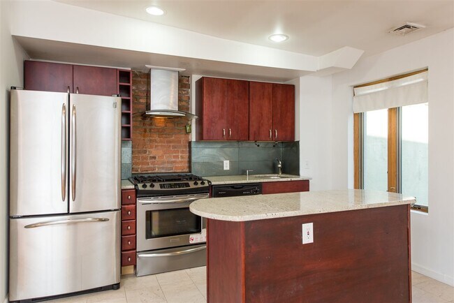 Foto del edificio - 119 Bloomfield St