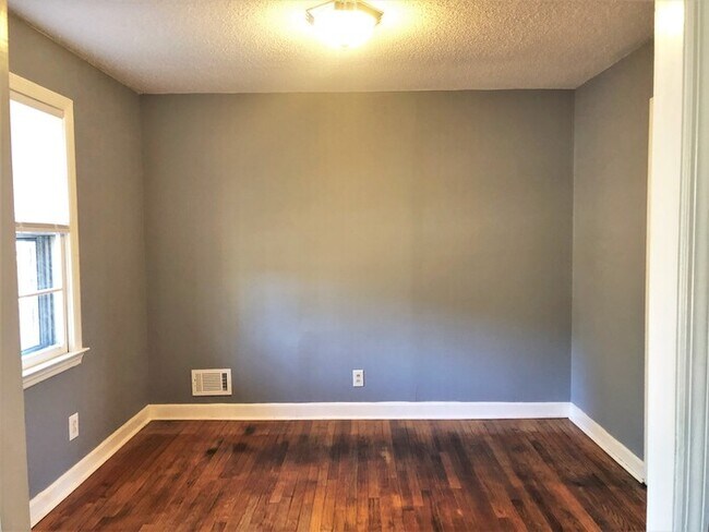 Foto del edificio - 1473 Haviland Cir
