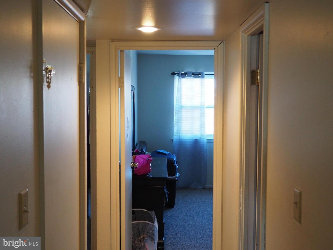 Primary Photo - 317 Forge Rd