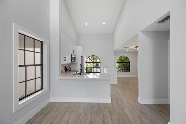 Foto del edificio - 13549 Fountain View Blvd