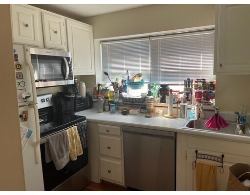 Foto principal - 111 Nahant St