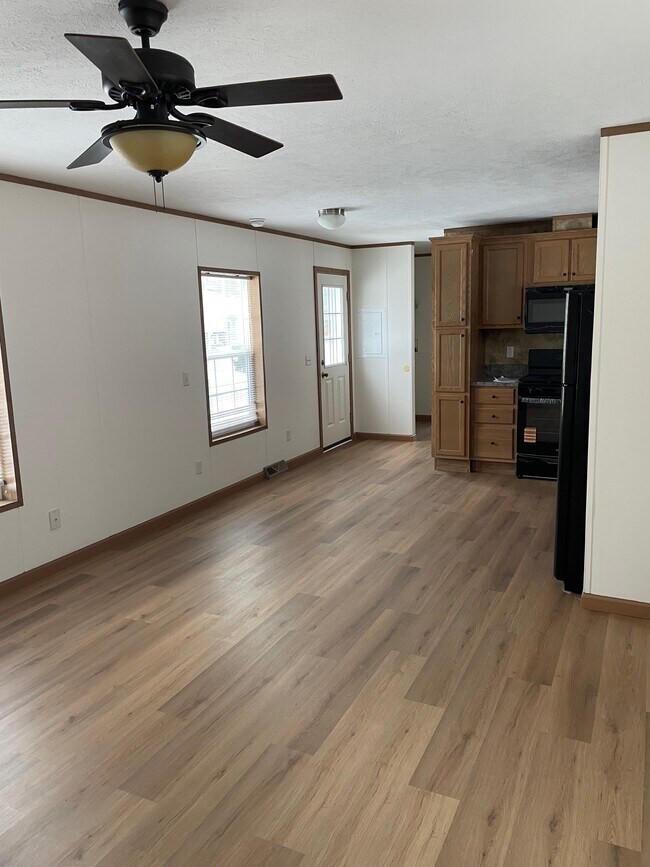 Foto del edificio - 25 John Ln