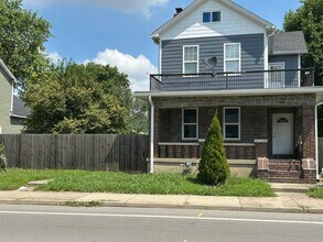 Building Photo - 925 Xenia Ave