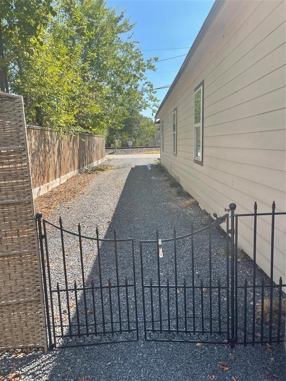 Foto del edificio - 4314 Allen St