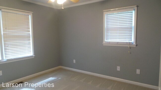 Building Photo - 3 br, 2 bath House - 827 S. Eighth St
