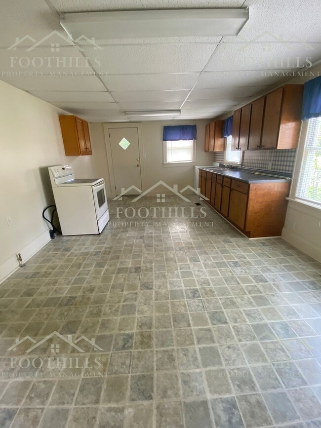 Building Photo - Charming 2-Bedroom Home in Honea Path