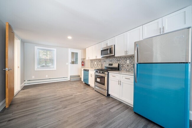 Foto del edificio - 213 Ogden Ave.