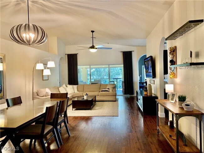 Foto del edificio - 3480 Morning Lake Dr