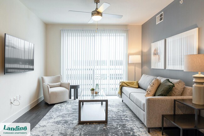 Foto del edificio - 5275 Town and Country Blvd