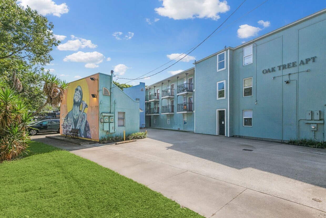 Foto principal - 1621 Governor Nicholls St