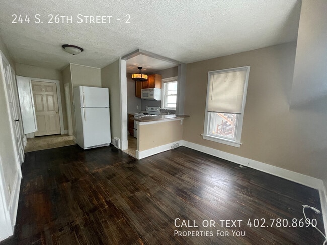 Building Photo - 244 S 26th St