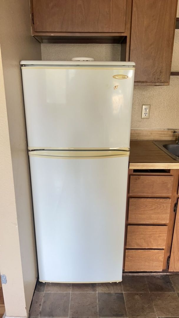 Building Photo - 1530 Newmark Ave