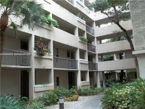 Building Photo - 6800 Cypress Rd