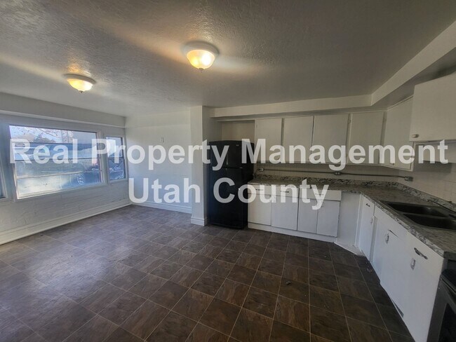 Foto del edificio - Provo Home