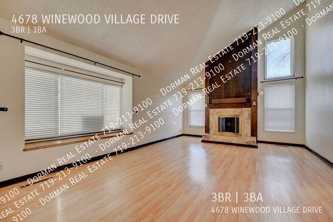 Building Photo - $500 OFF the first month of rent! Charming...