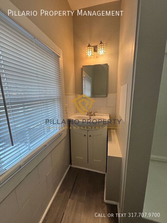 Foto del edificio - 3551 N Illinois St